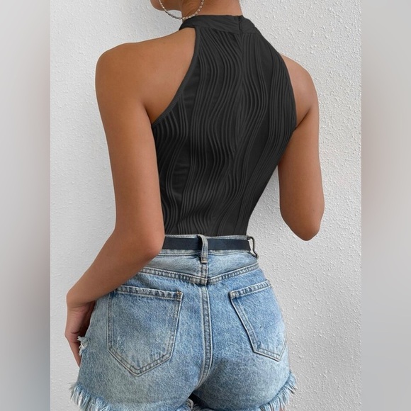 SHEIN Privé Solid Halter Bodysuit Size Large - Picture 1 of 8